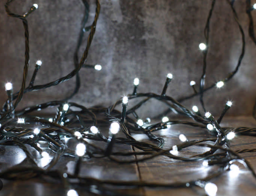 400 Multi Action Battery Operated White LEDs Lights With Timer