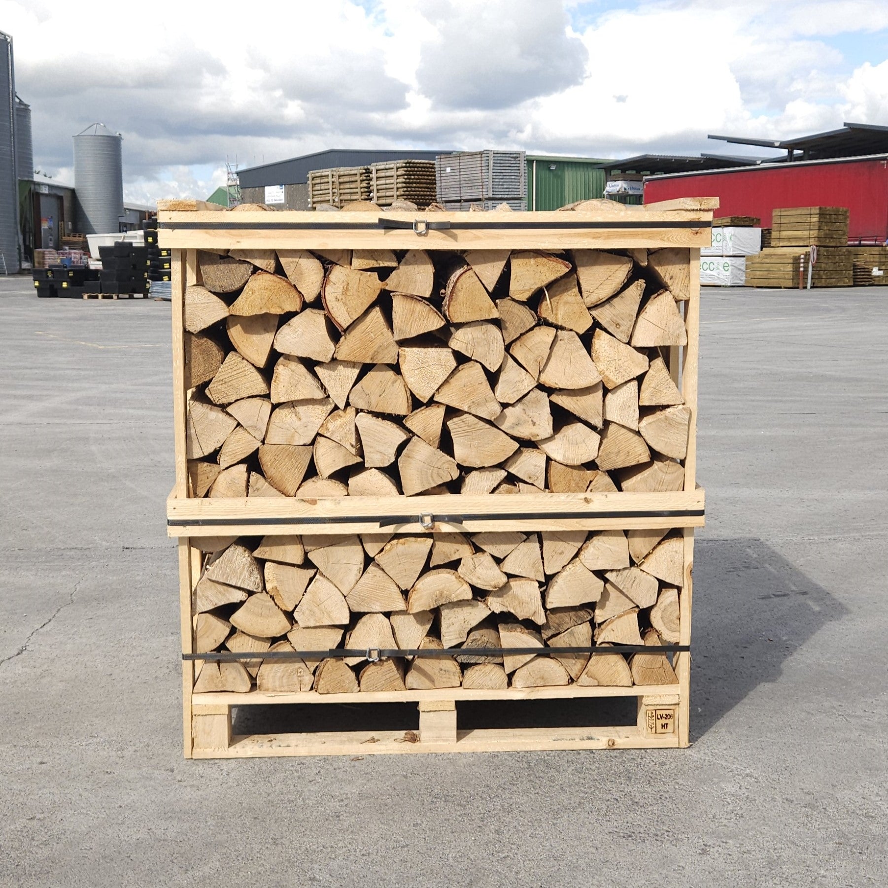 Kiln Dried Ash Crate 1.25M3 (4 Rows)