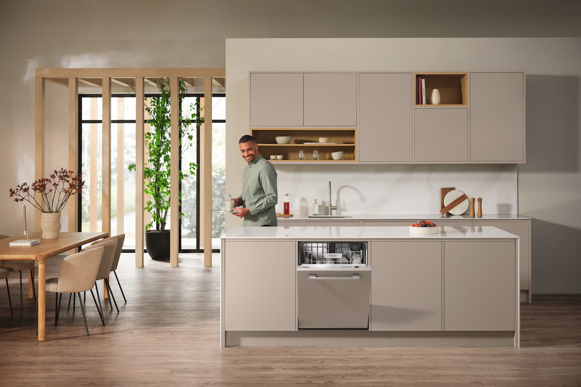 Miele Integrated Dishwasher Active G5150Vi