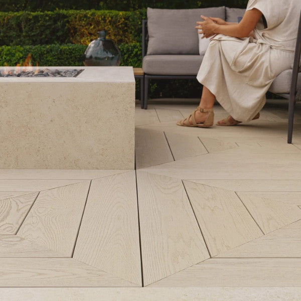 Millboard Enhanced Grain Limed Oak 3600x32x176mm