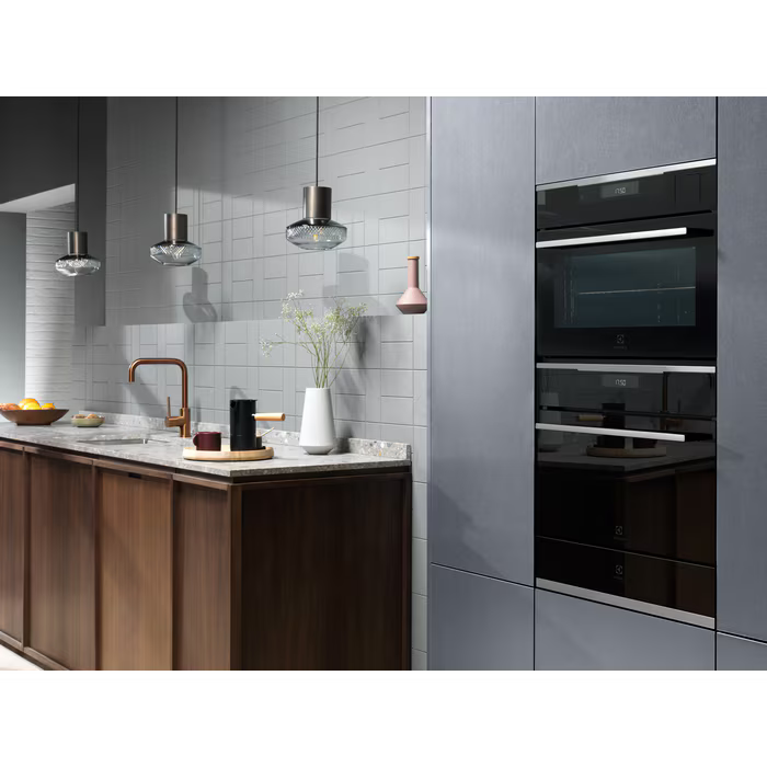 Electrolux 14cm Warming Drawer | Gloss Black | LBD4Z