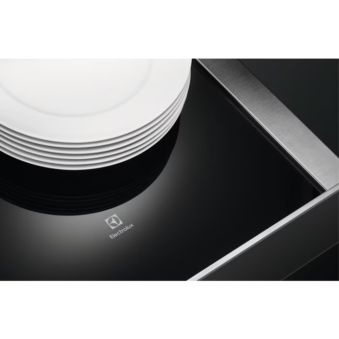 Electrolux 14cm Warming Drawer | Gloss Black | LBD4Z