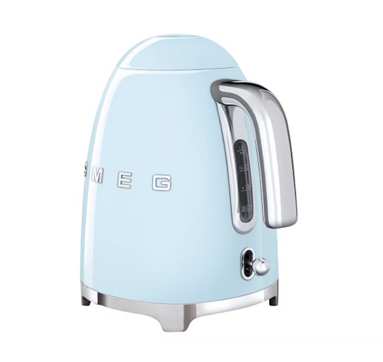 Smeg Retro 50's Style 1.7 Litre Kettle | Pastel Blue