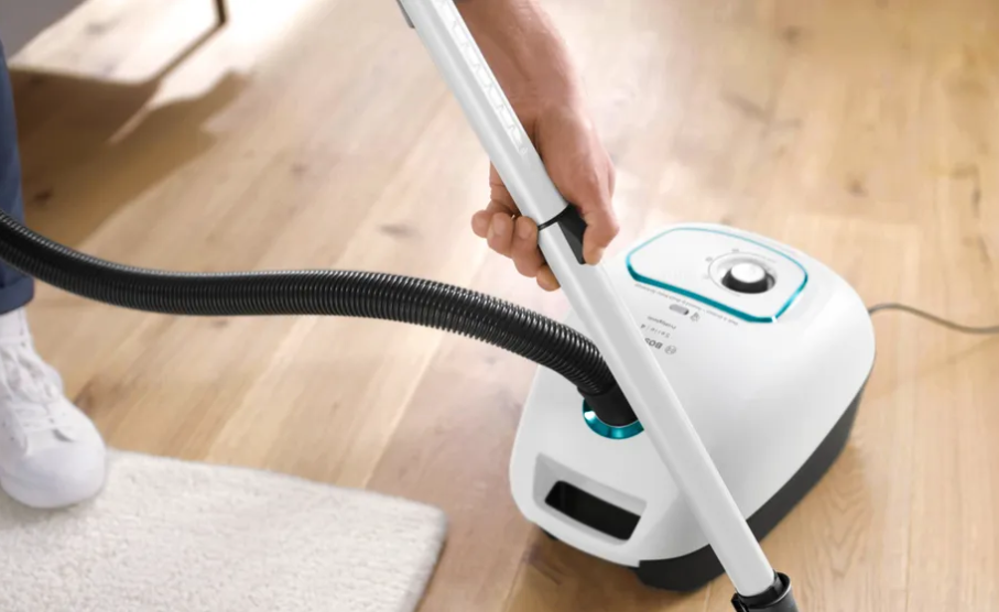 Bosch Series 4 Bagged Vacuum Cleaner Prohygienic | White | BGB41HYGGB