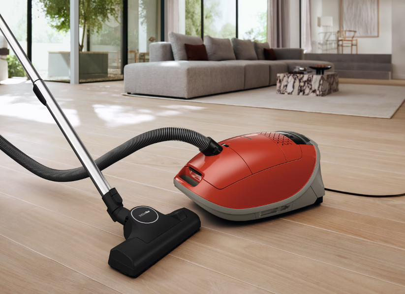 Miele Guard M1 Vacuum | Terra Red