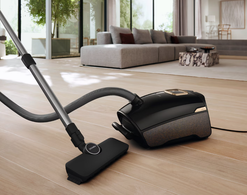 Miele Guard L1 | All Floors | Obsidian Black