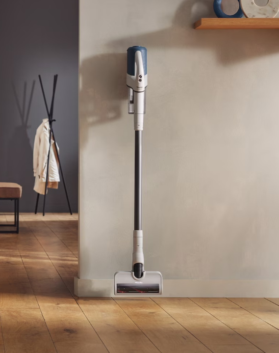 Miele Duoflex HX1 Cordless Stick Vacuum Cleaner in Nordic Blue | 12377910