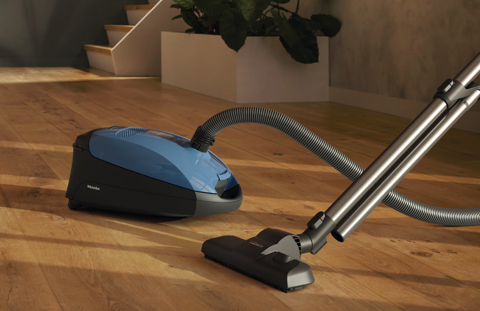 Miele C1 Junior Powerline 800W Vacuum | Blue
