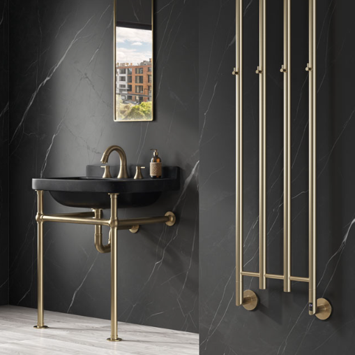 Reina Design / Hilltop