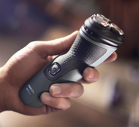 Philips Wet & Dry Electric Shaver Series 1000 with 4D Flex Heads | S1142/00