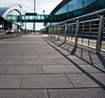 Newgrange Flag 600X300X40mm | Black Granite