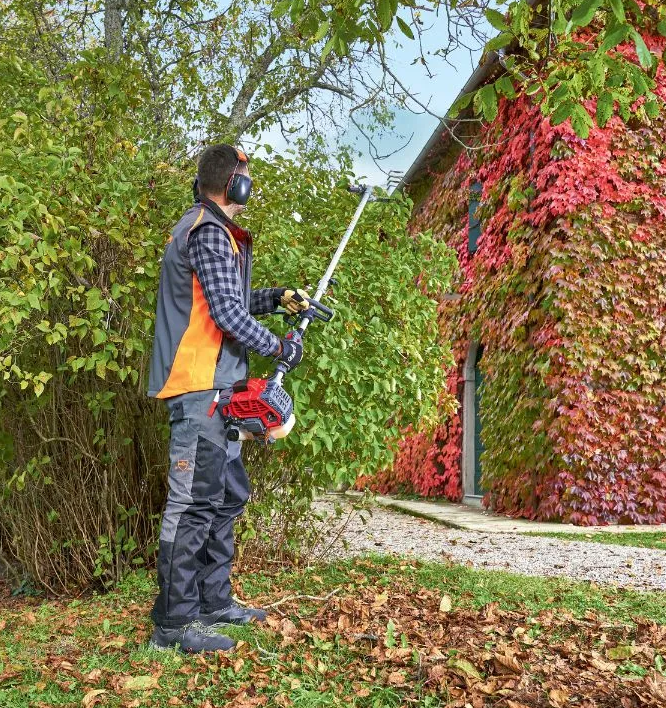 EFCO DSH2500D-PU MULTI TOOL WITH ALL ATTACHEMENTS