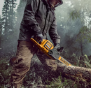 DeWalt Chainsaw Kit | 54V XR FLEXVOLT 40CM Chainsaw - 1 x 9AH | DCMCST635X1-GB