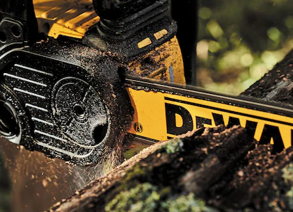 DeWalt Chainsaw Kit | 54V XR FLEXVOLT 40CM Chainsaw - 1 x 9AH | DCMCST635X1-GB