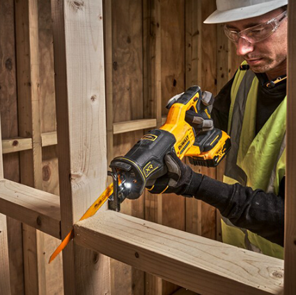 DeWalt 18V XR Reciprocating Saw Body | DCS380N