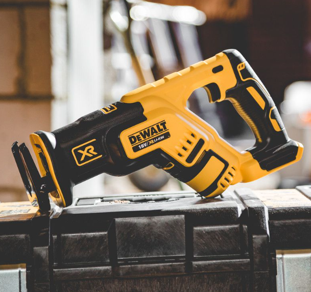 DeWalt 18V XR Reciprocating Saw Body | DCS380N