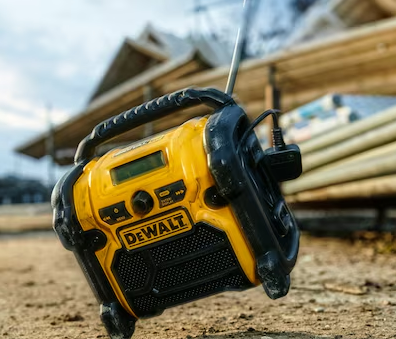 DeWalt 10.8V 14.4V 18V XR Compact Radio | DCR020