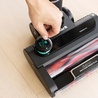 Shark Stratos Anti Hair Wrap Plus Cordless Vacuum Stick | IZ400UK | Single Battery