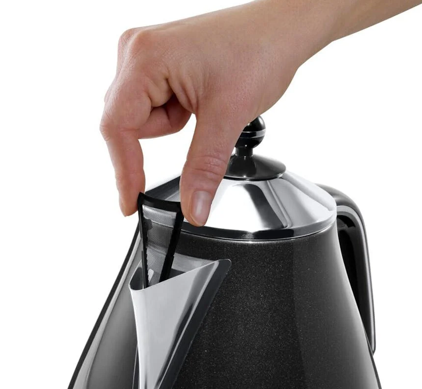 DeLonghi Icona Capitals Kettle | Black | KBOM.3001