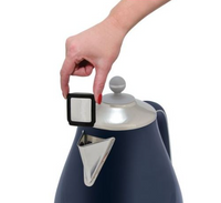 DeLonghi Icona Capitals Kettle | Blue