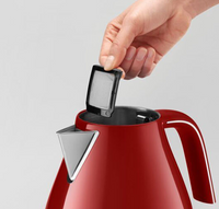 Delonghi Micalite Kettle Red