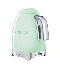 Smeg Retro 50's Style 1.7 Litre Kettle | Pastel Green