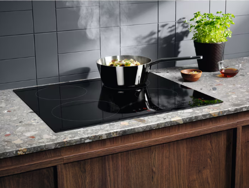 Electrolux 4 Ring Induction Hob 60cm | Black | LIT604