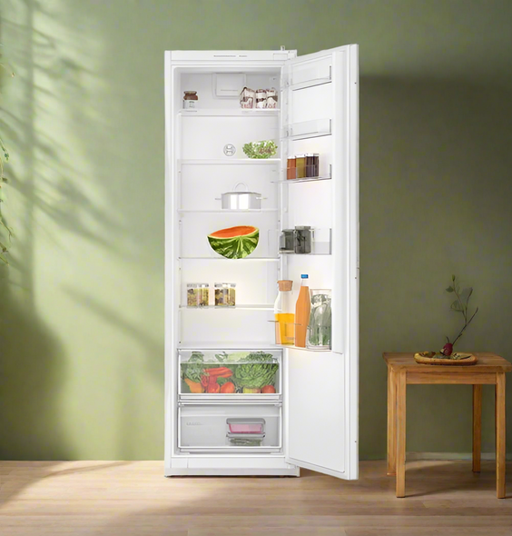 Bosch tall integrated Larder Fridge | KIR81NSE0G sliding hinge
