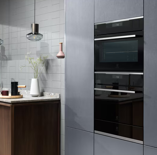 Electrolux 14cm Warming Drawer | Gloss Black | LBD4Z