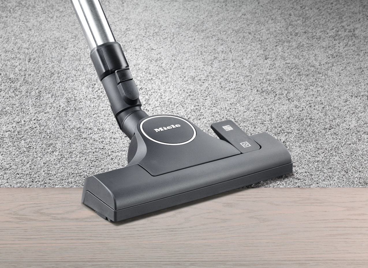 Miele C3 Select Vacuum Cleaner | Mango Red | 12031840