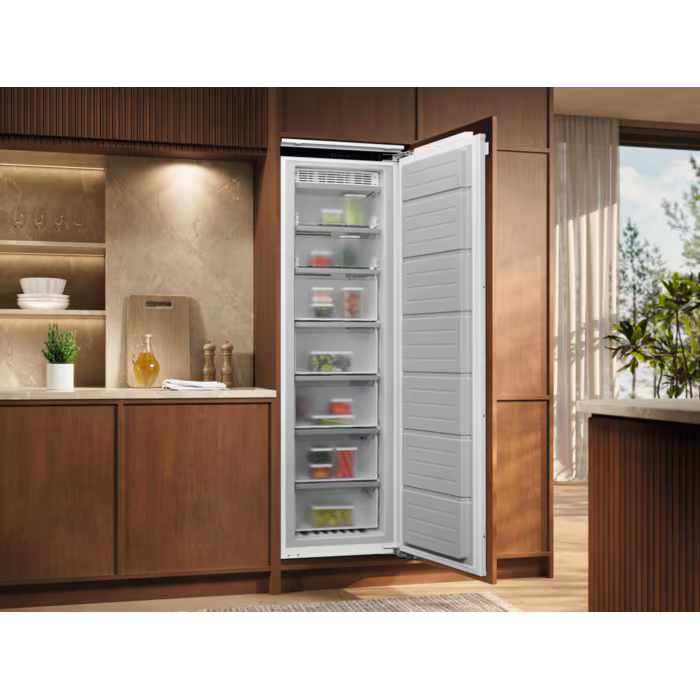 Electrolux Integrated Tall Freezer | KUN7NE18C