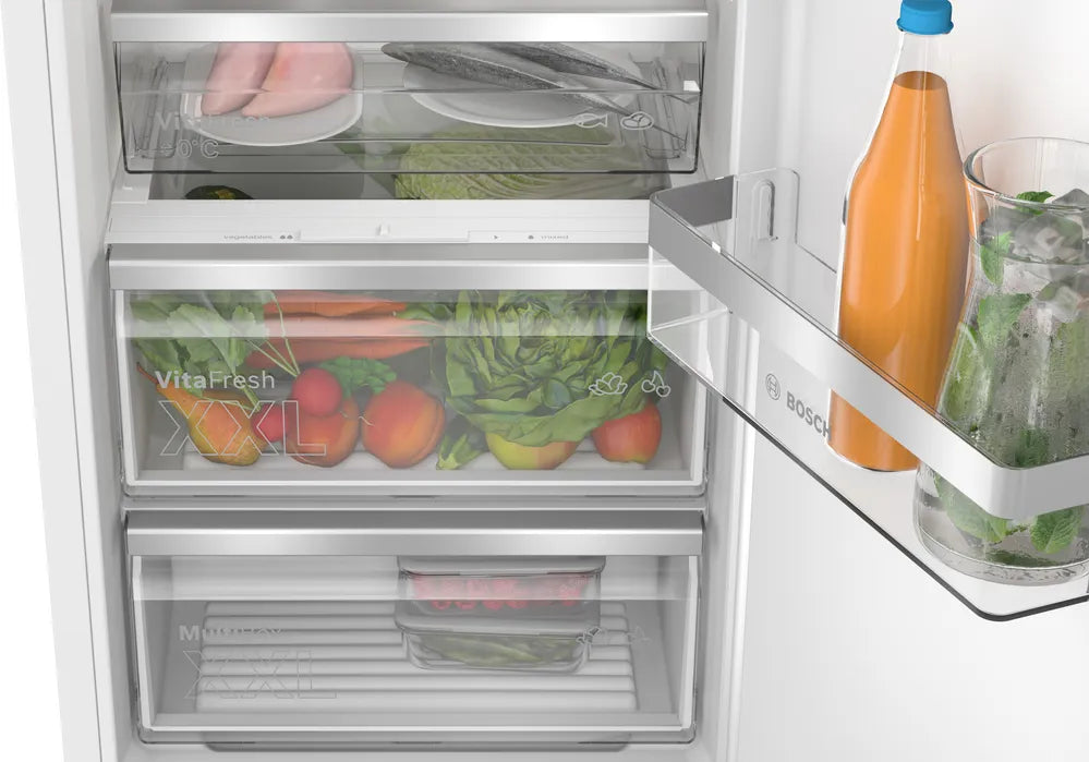 BOSCH Tall Larder Integrated Fridge KIR81ADDD0G